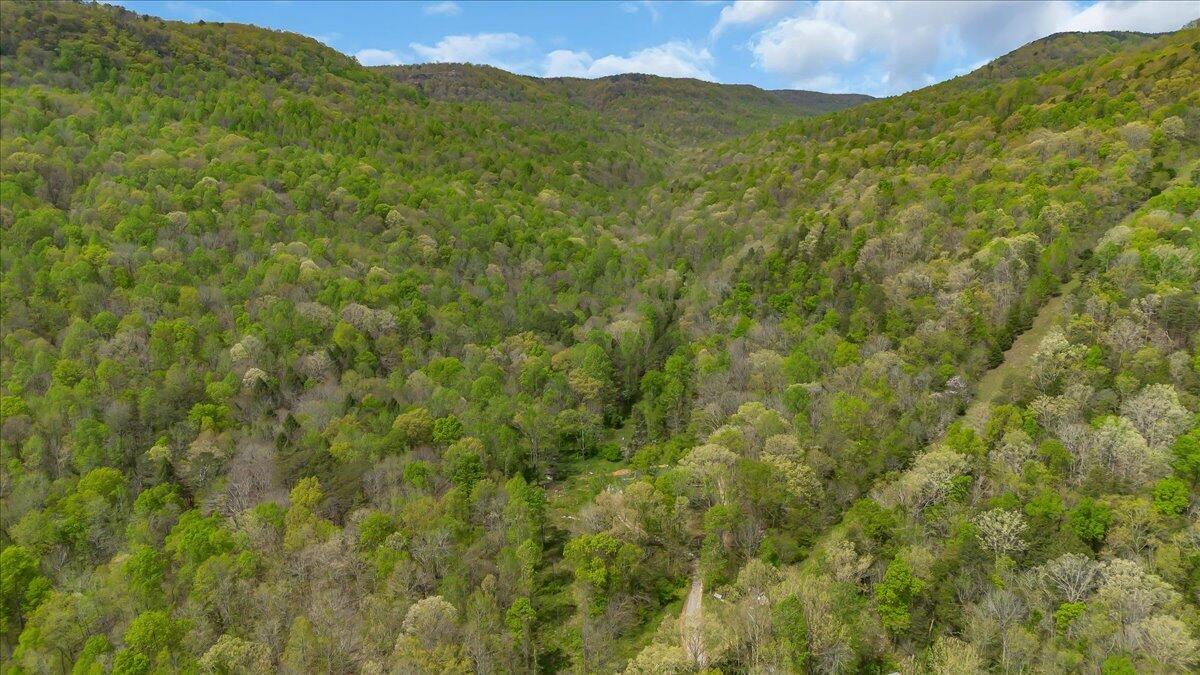 360 Dixon Cove Road