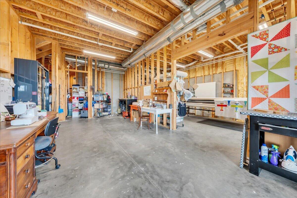 350 Prospectors Way