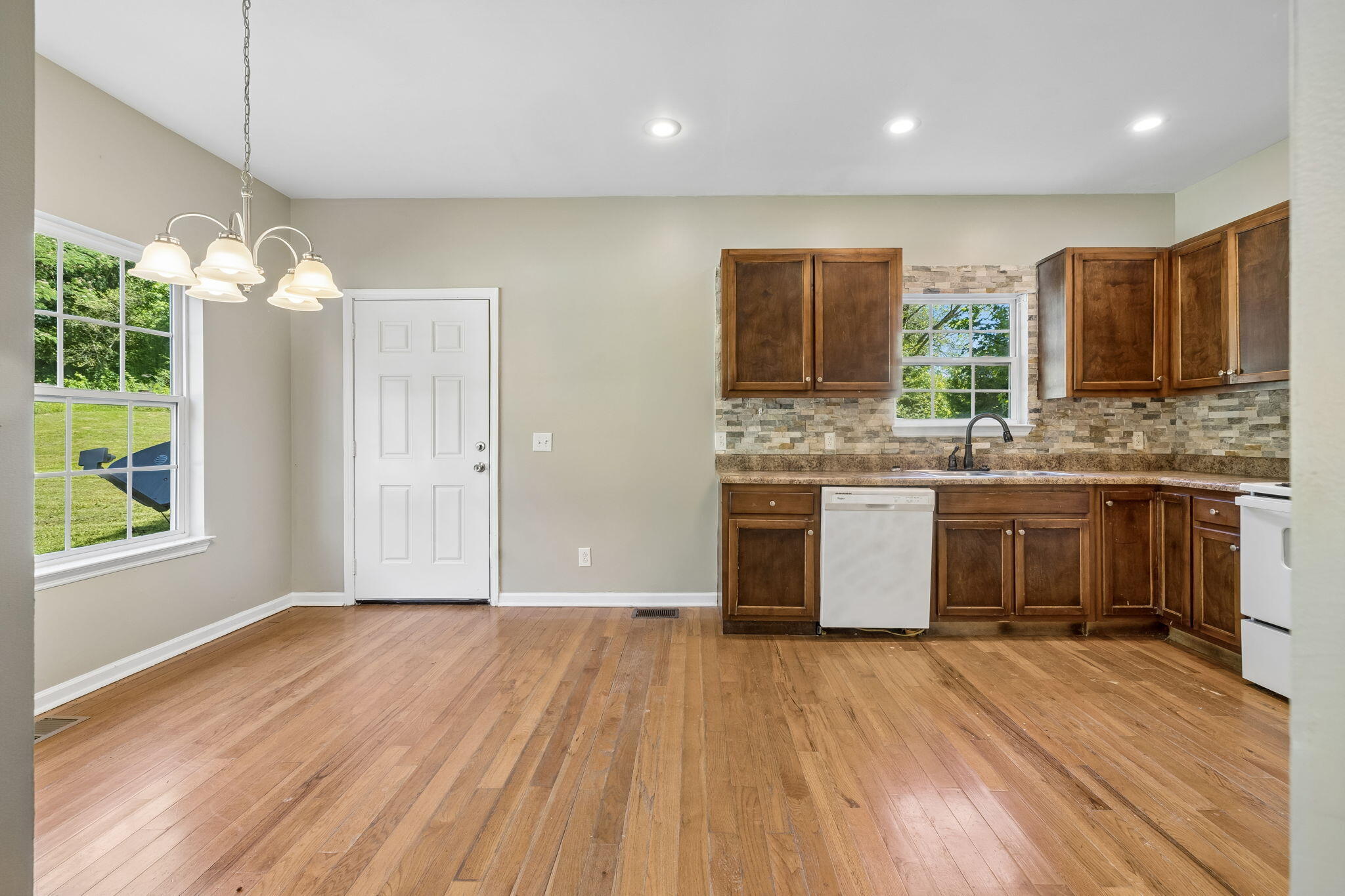 280 Hillside Road