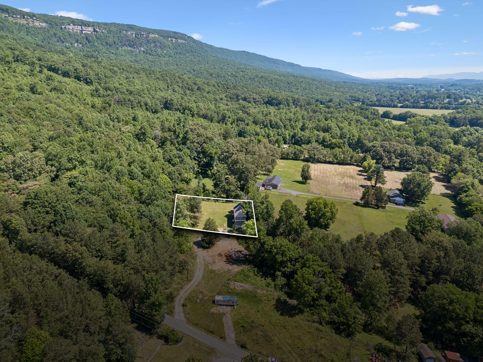 280 Hillside Road