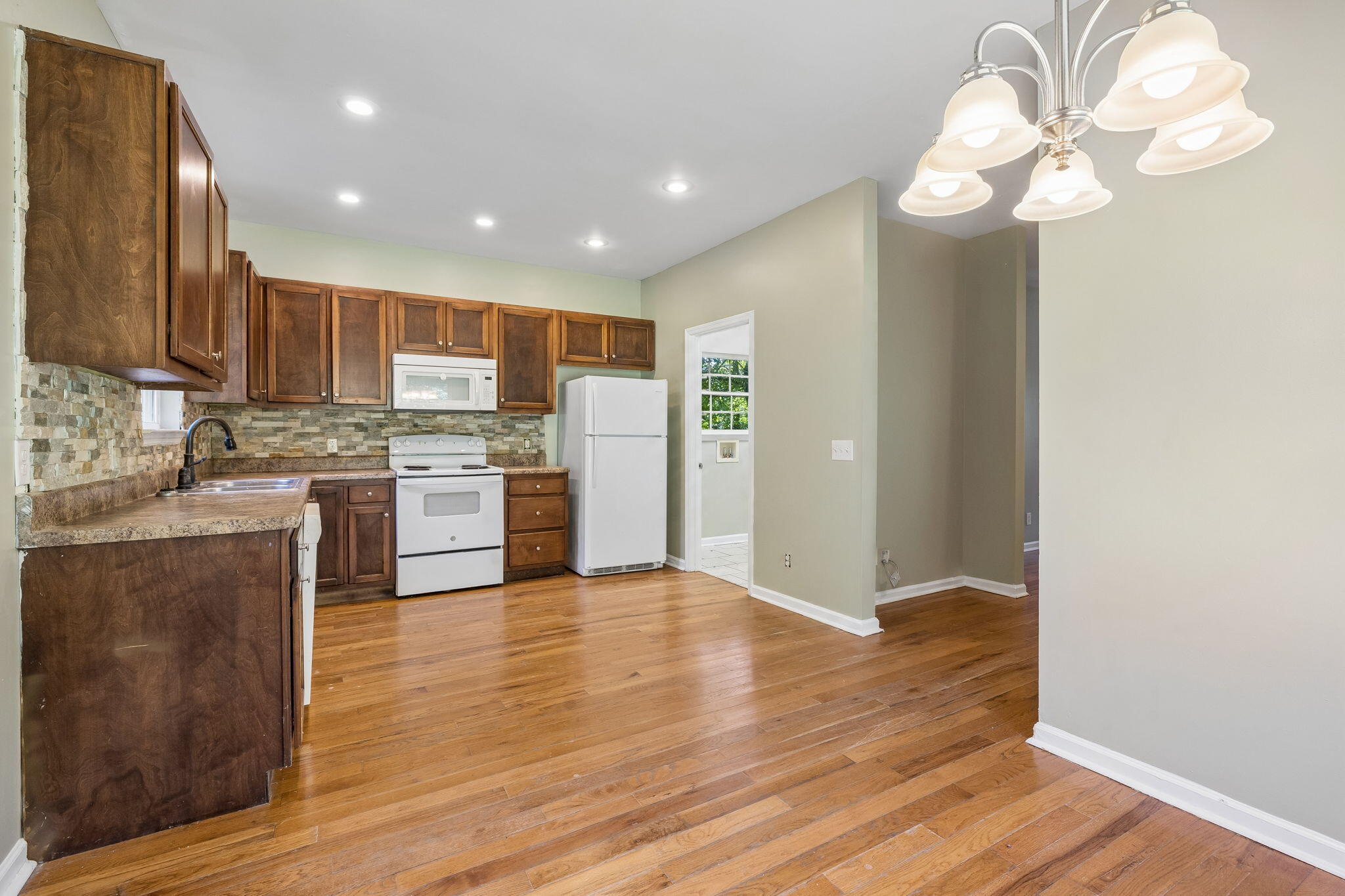 280 Hillside Road