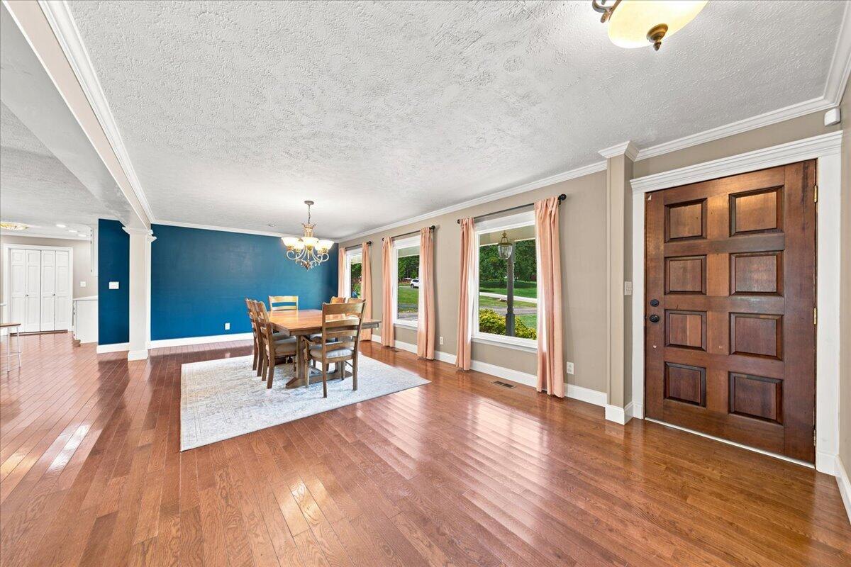 1232 Hall Drive