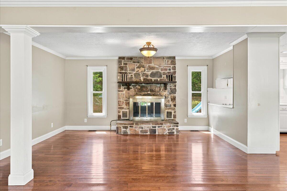 1232 Hall Drive
