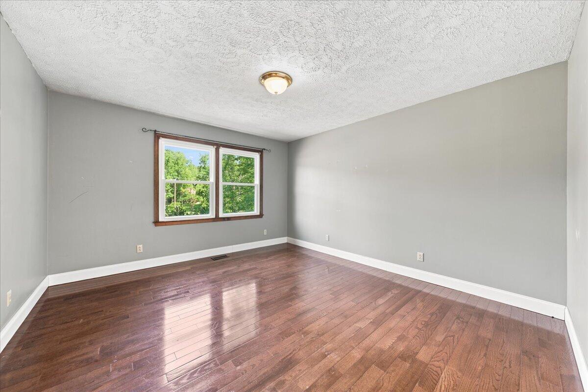 1232 Hall Drive