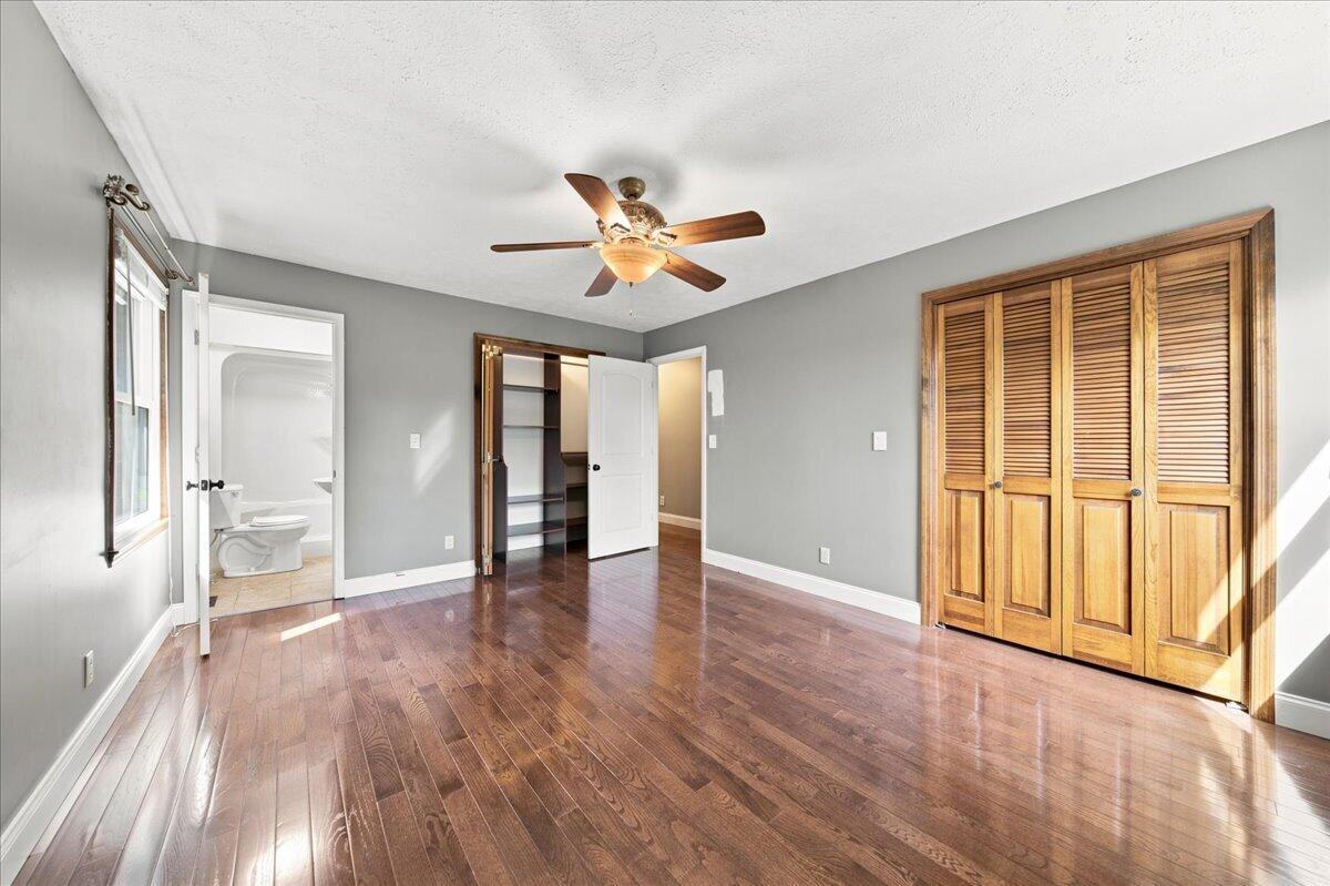 1232 Hall Drive