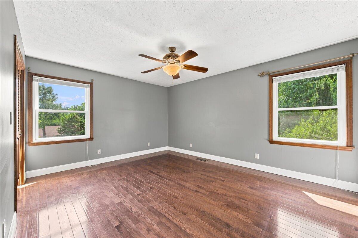 1232 Hall Drive