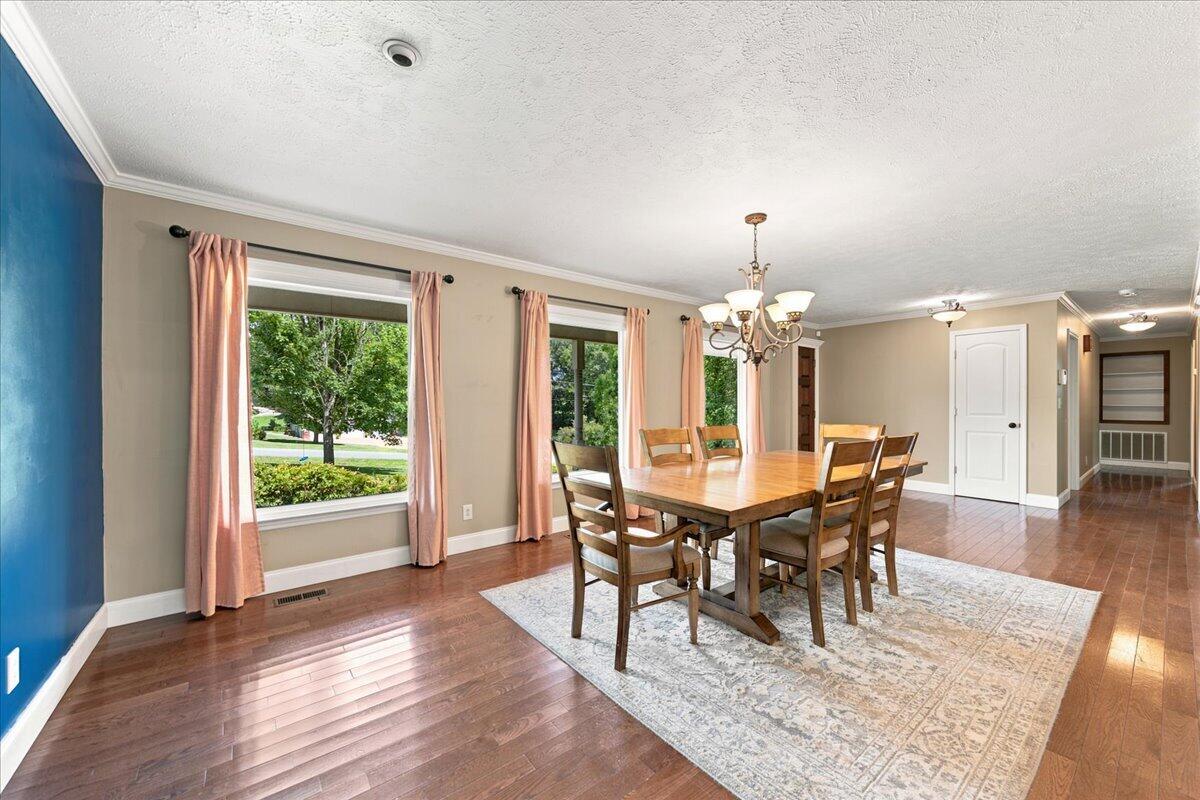 1232 Hall Drive