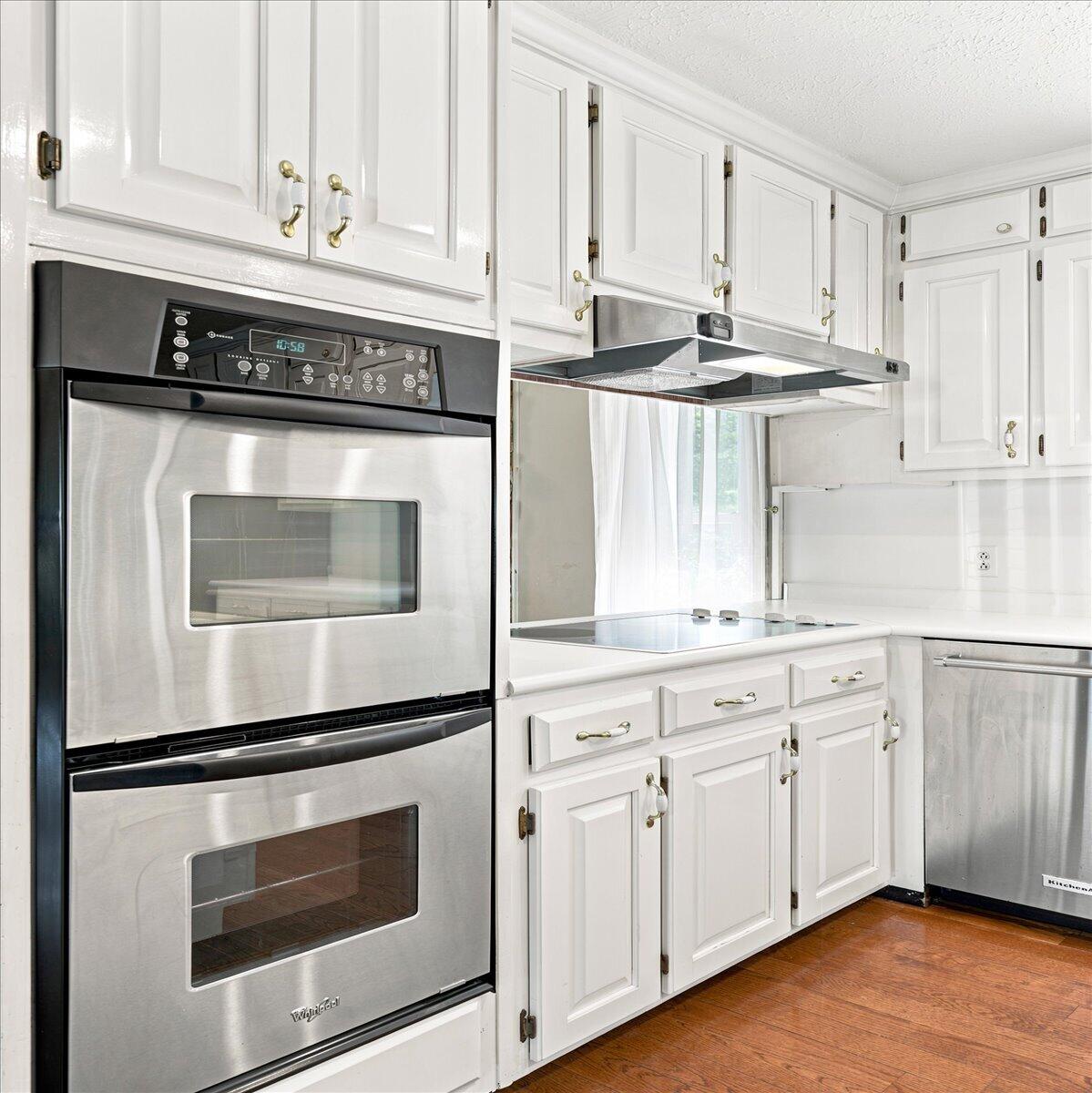 1232 Hall Drive