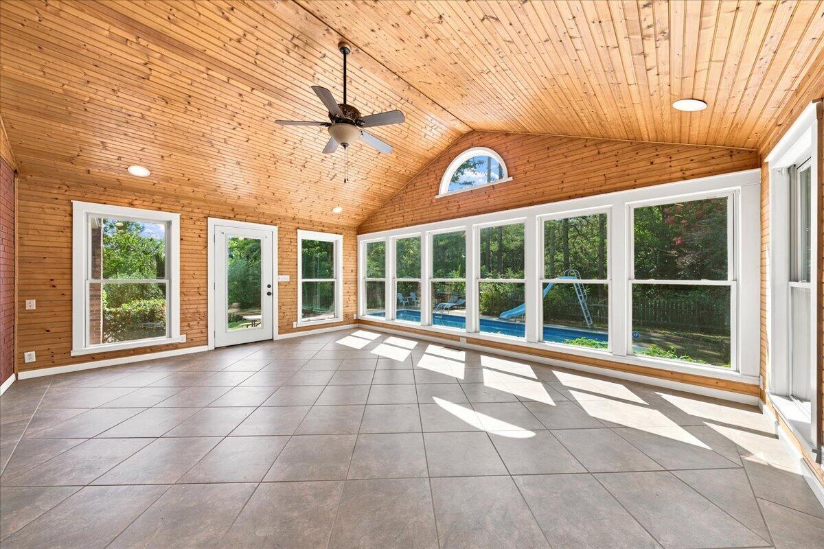 1232 Hall Drive