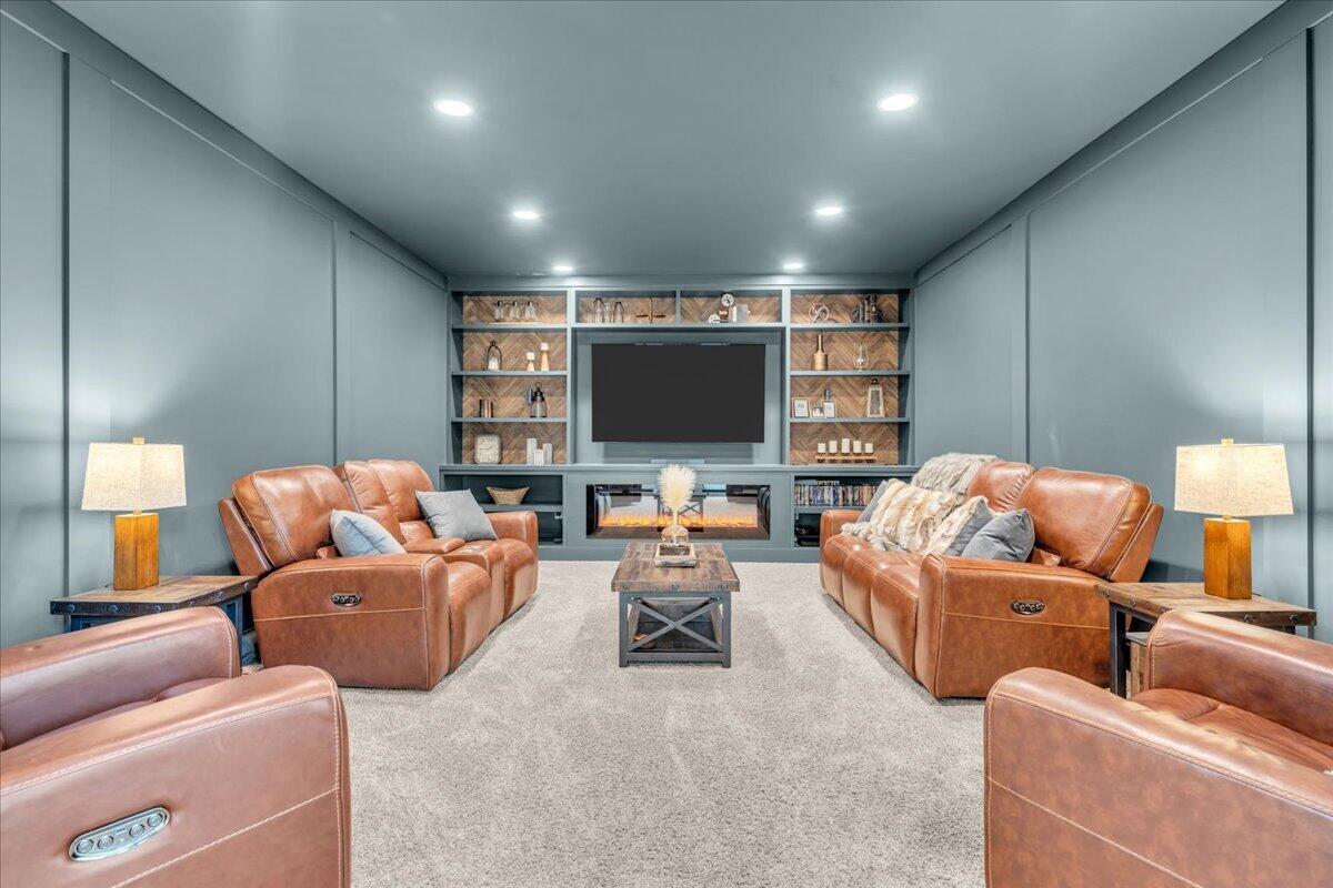 670 Cherokee Path