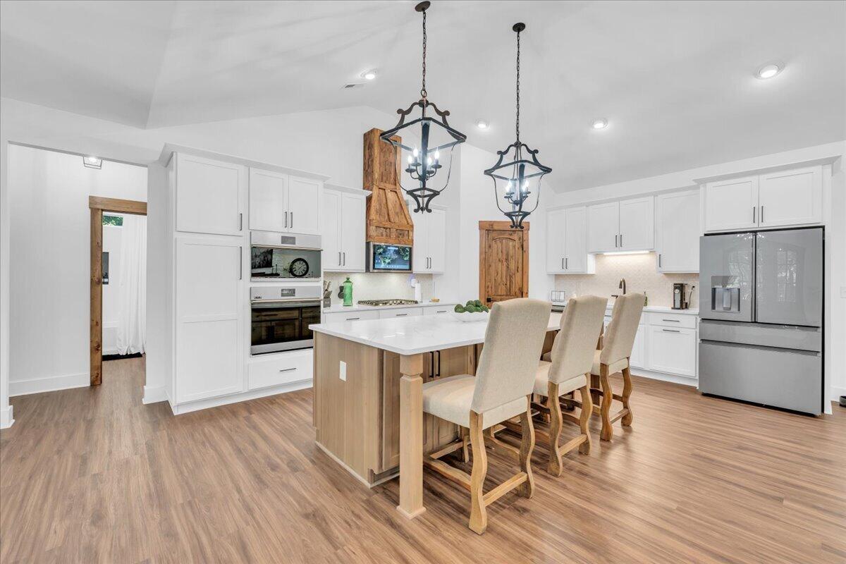 670 Cherokee Path
