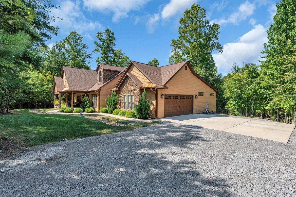 670 Cherokee Path