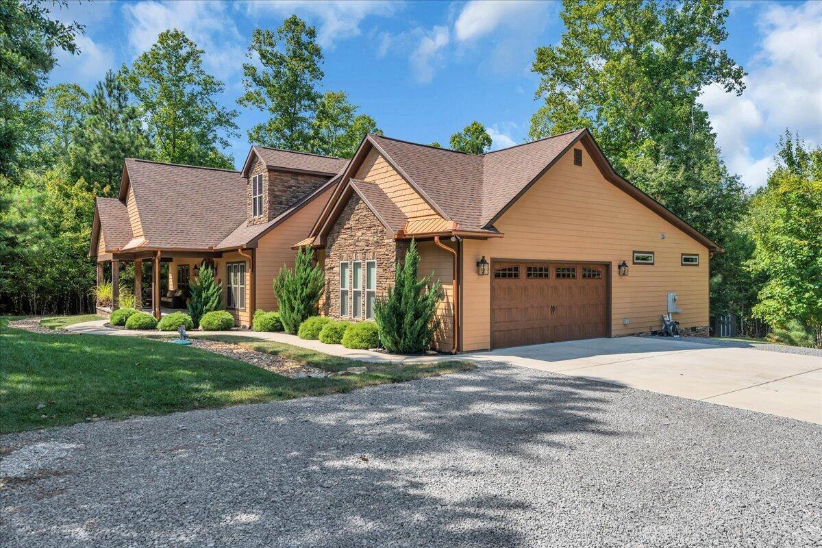 670 Cherokee Path