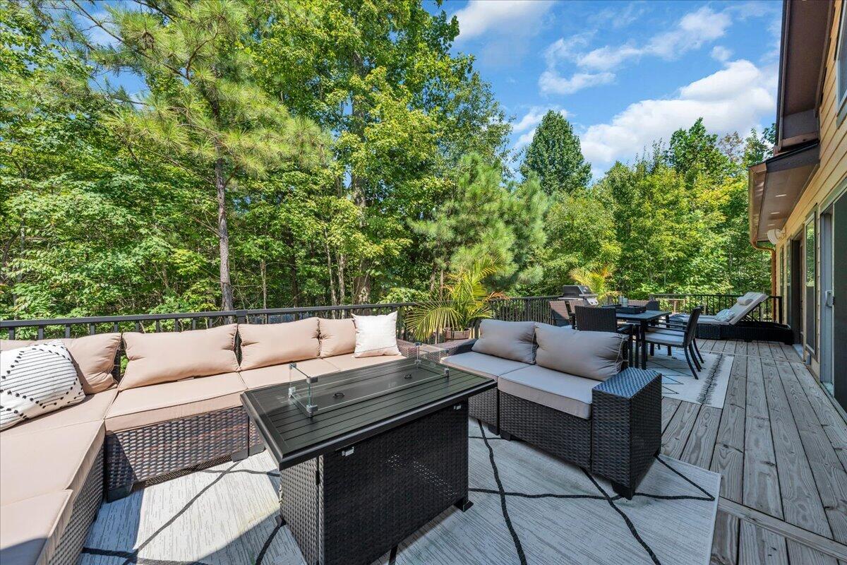 670 Cherokee Path