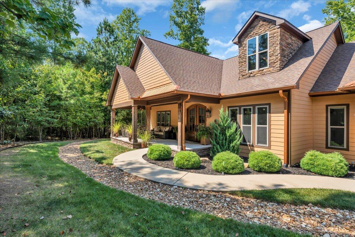 670 Cherokee Path