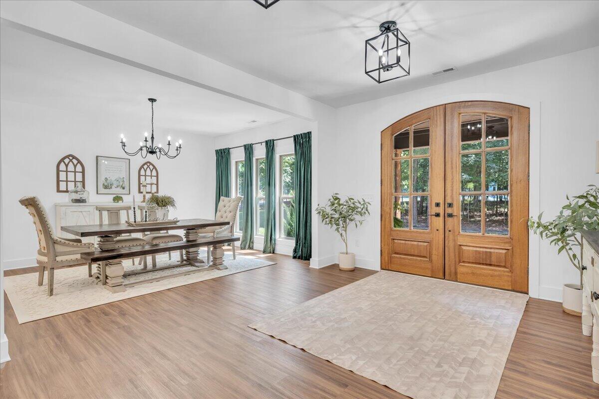 670 Cherokee Path