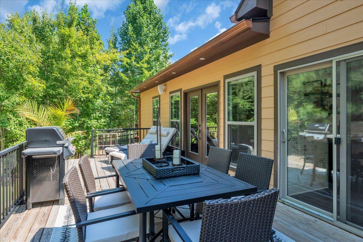 670 Cherokee Path