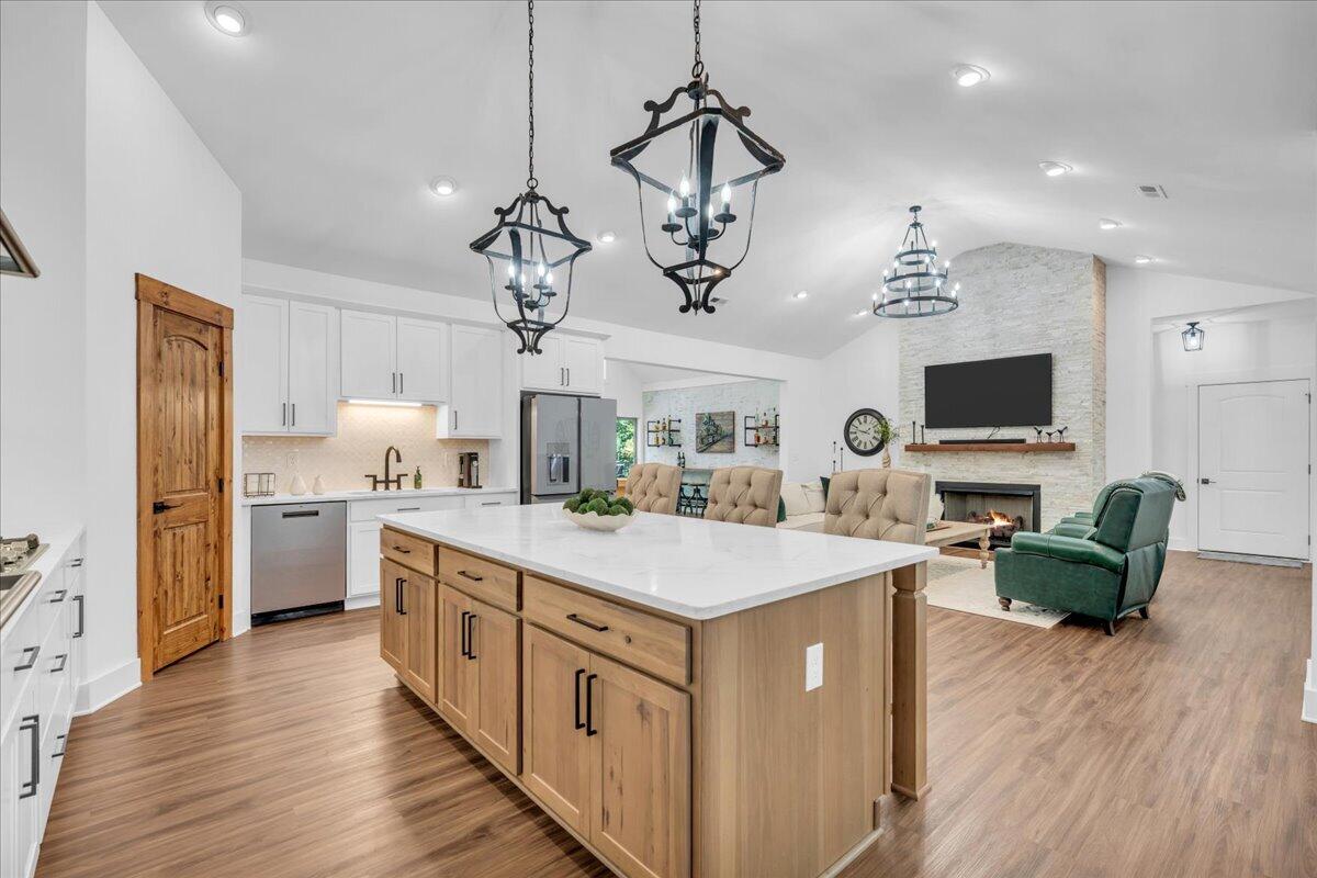 670 Cherokee Path