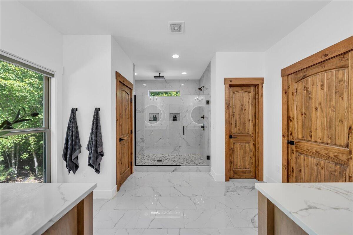 670 Cherokee Path
