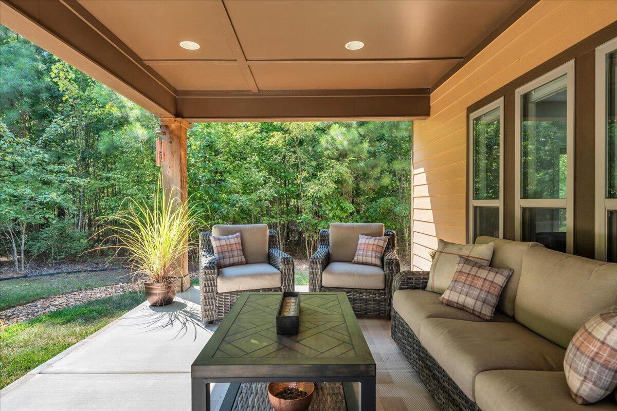 670 Cherokee Path