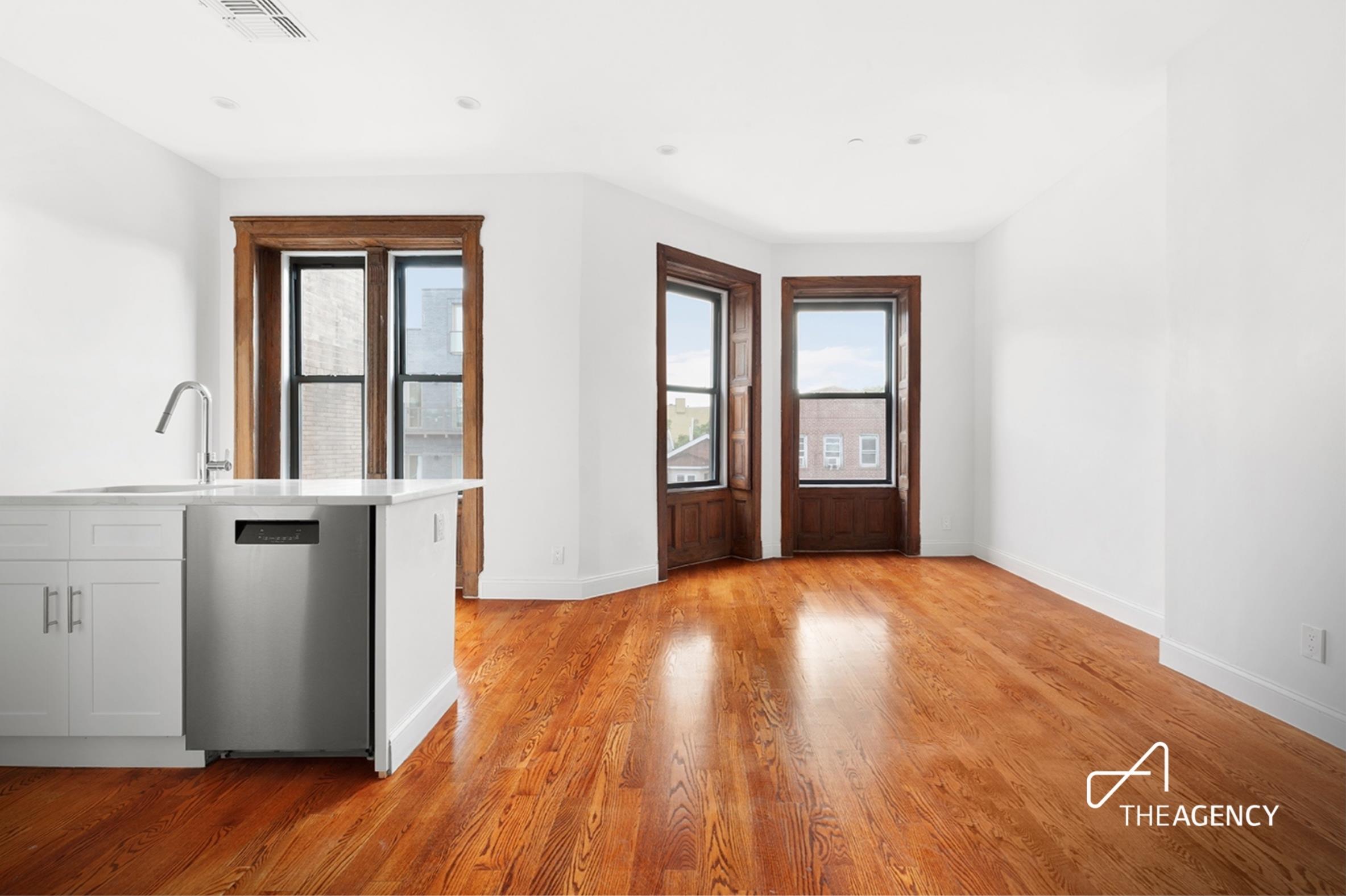 257 Throop Avenue 4