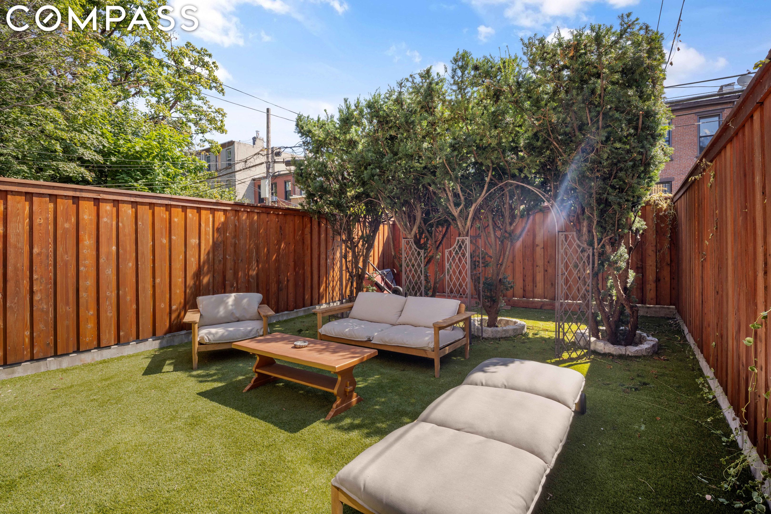 94 Mac Donough Street 1