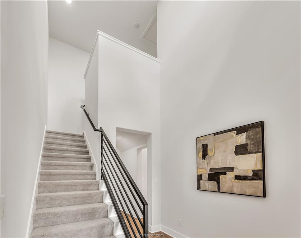 4002 Etonbury Avenue