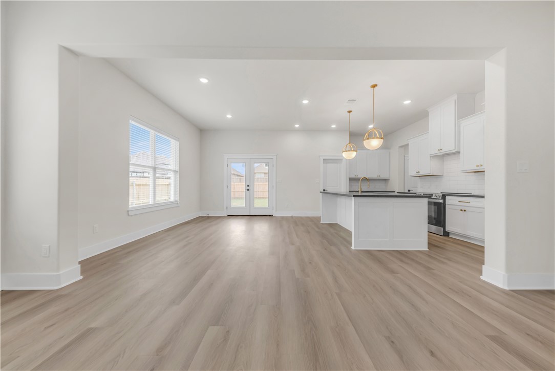 4004 Etonbury Avenue