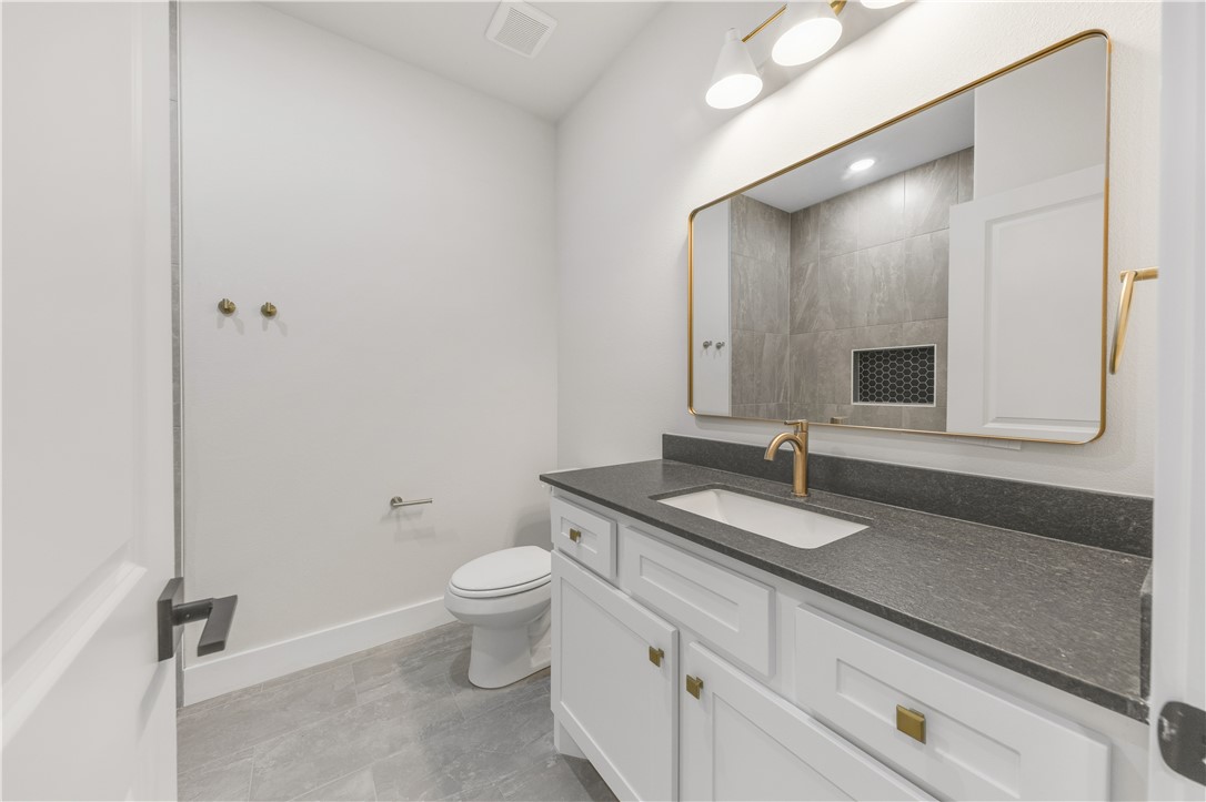 4004 Etonbury Avenue