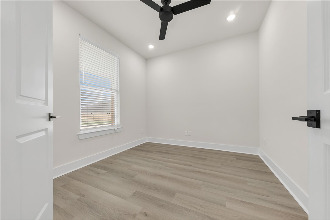 4004 Etonbury Avenue