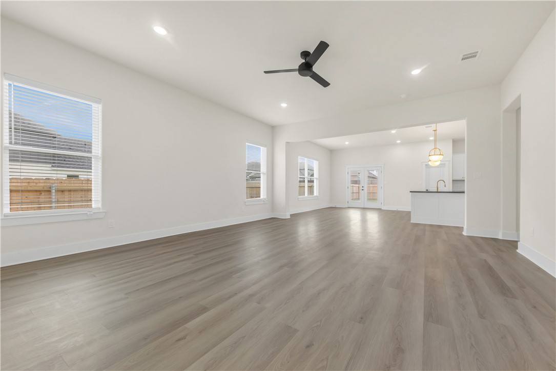 4004 Etonbury Avenue