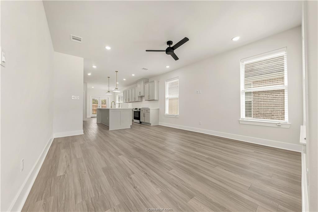 877 Double Mountain Road