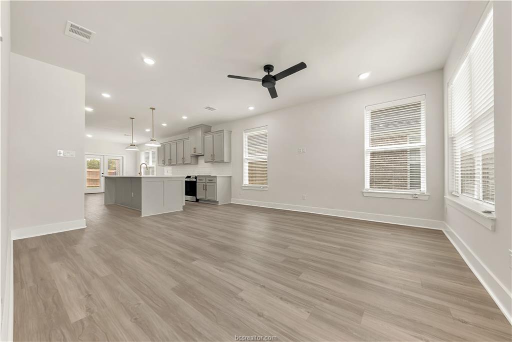 877 Double Mountain Road