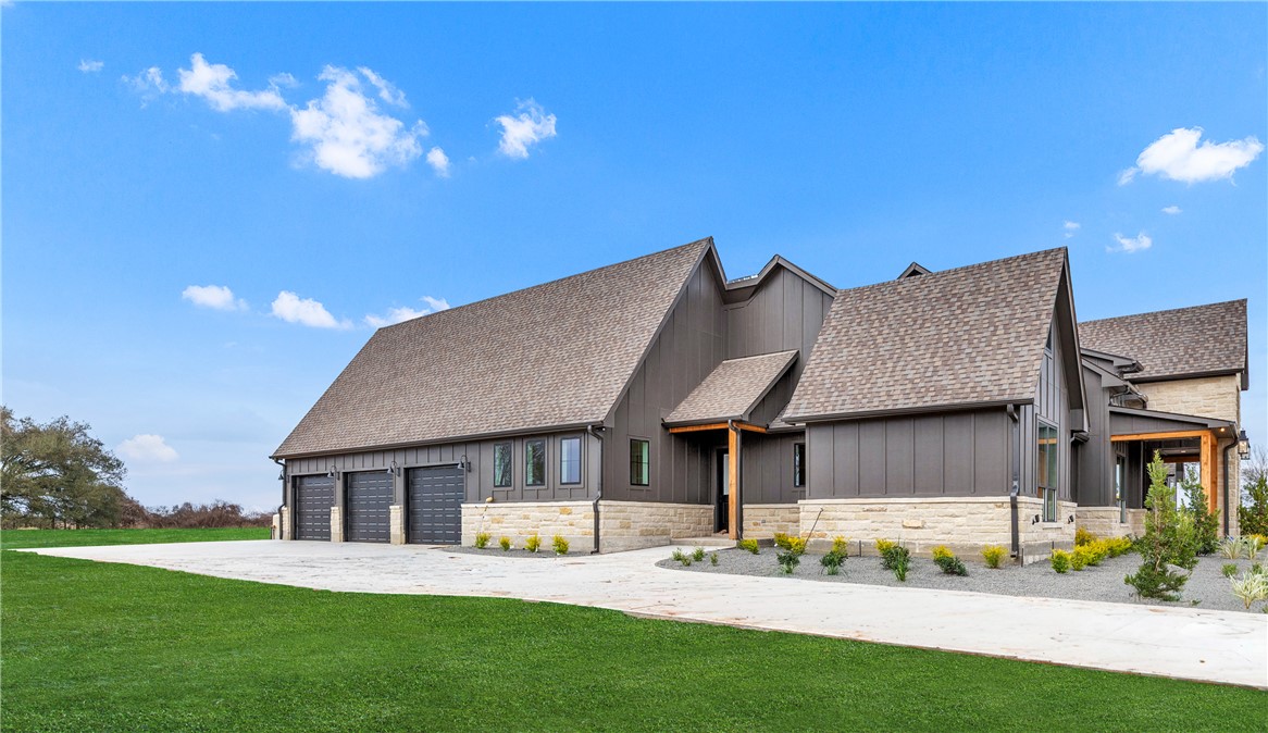 1141 Bluebonnet Ridge Drive