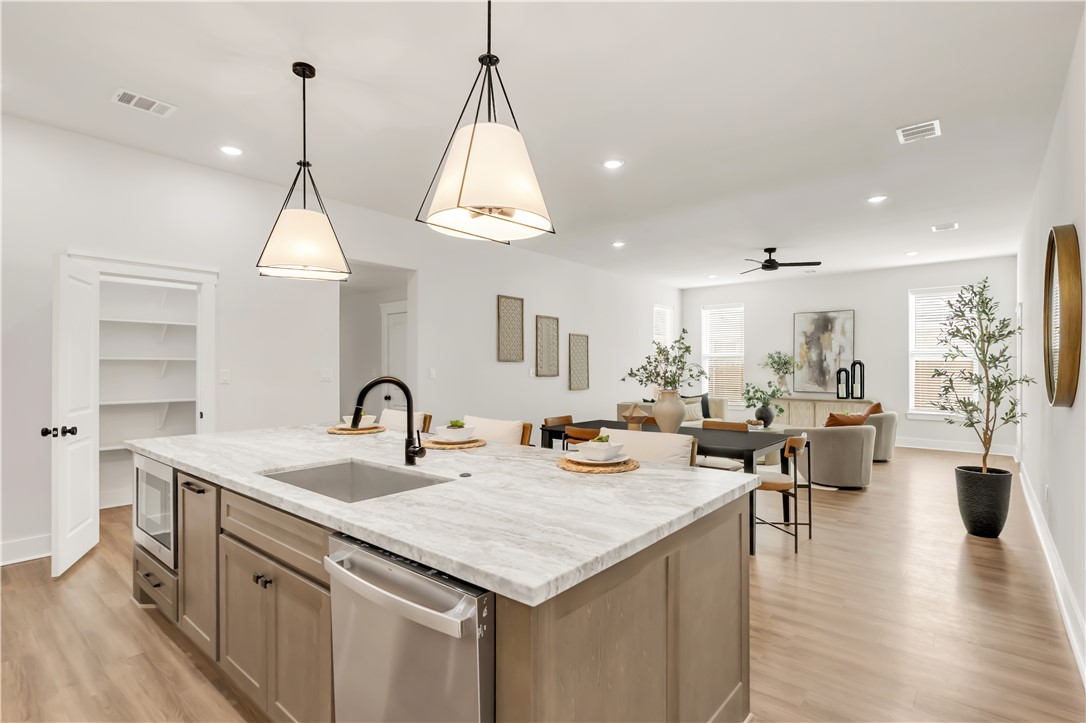 4002 Etonbury Avenue