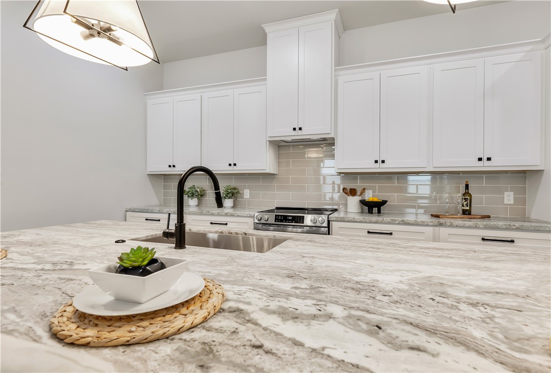 4002 Etonbury Avenue