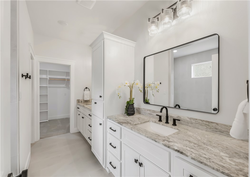 4002 Etonbury Avenue