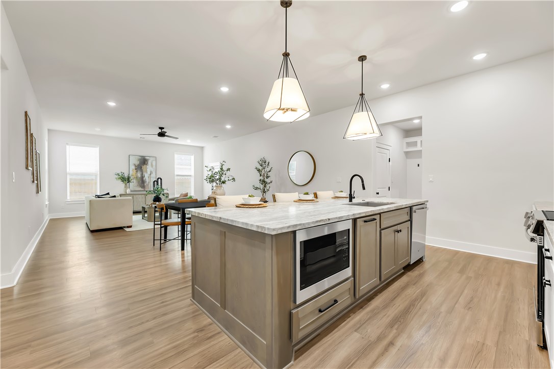 4002 Etonbury Avenue