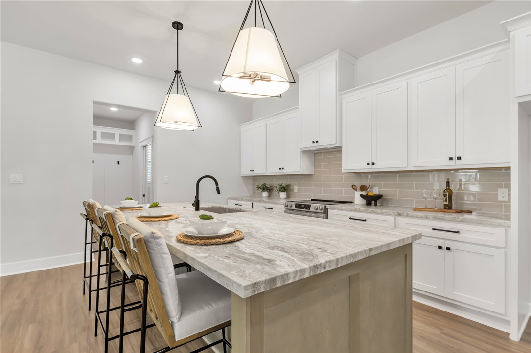 4002 Etonbury Avenue