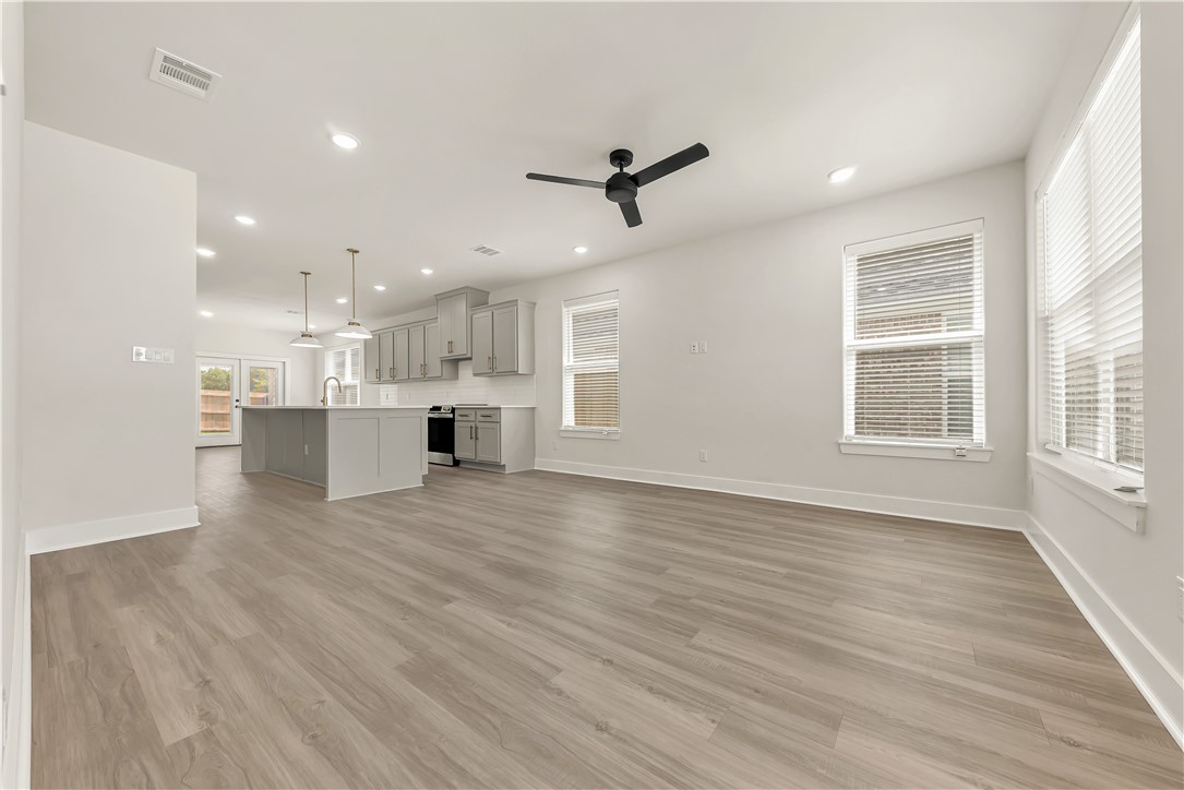 877 Double Mountain Road