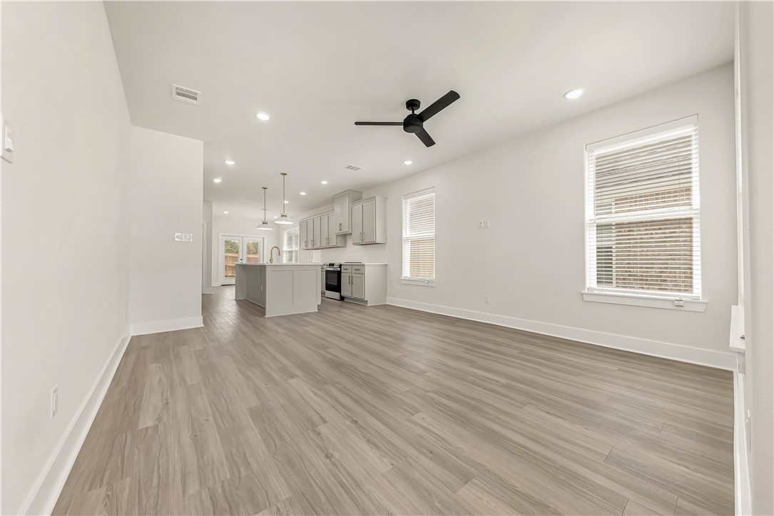 877 Double Mountain Road
