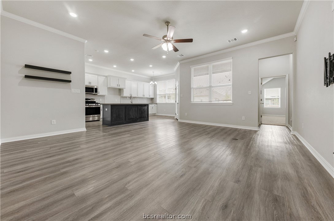 6219 Southern Cross Drive