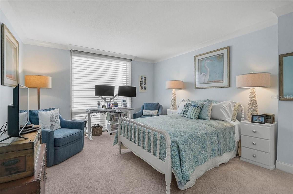 1111 N GULFSTREAM AVE #7C