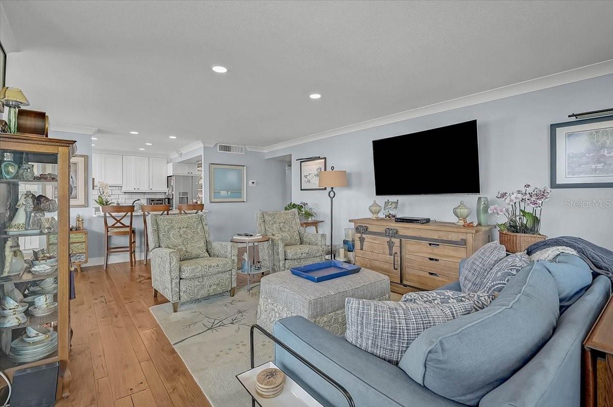 1111 N GULFSTREAM AVE #7C