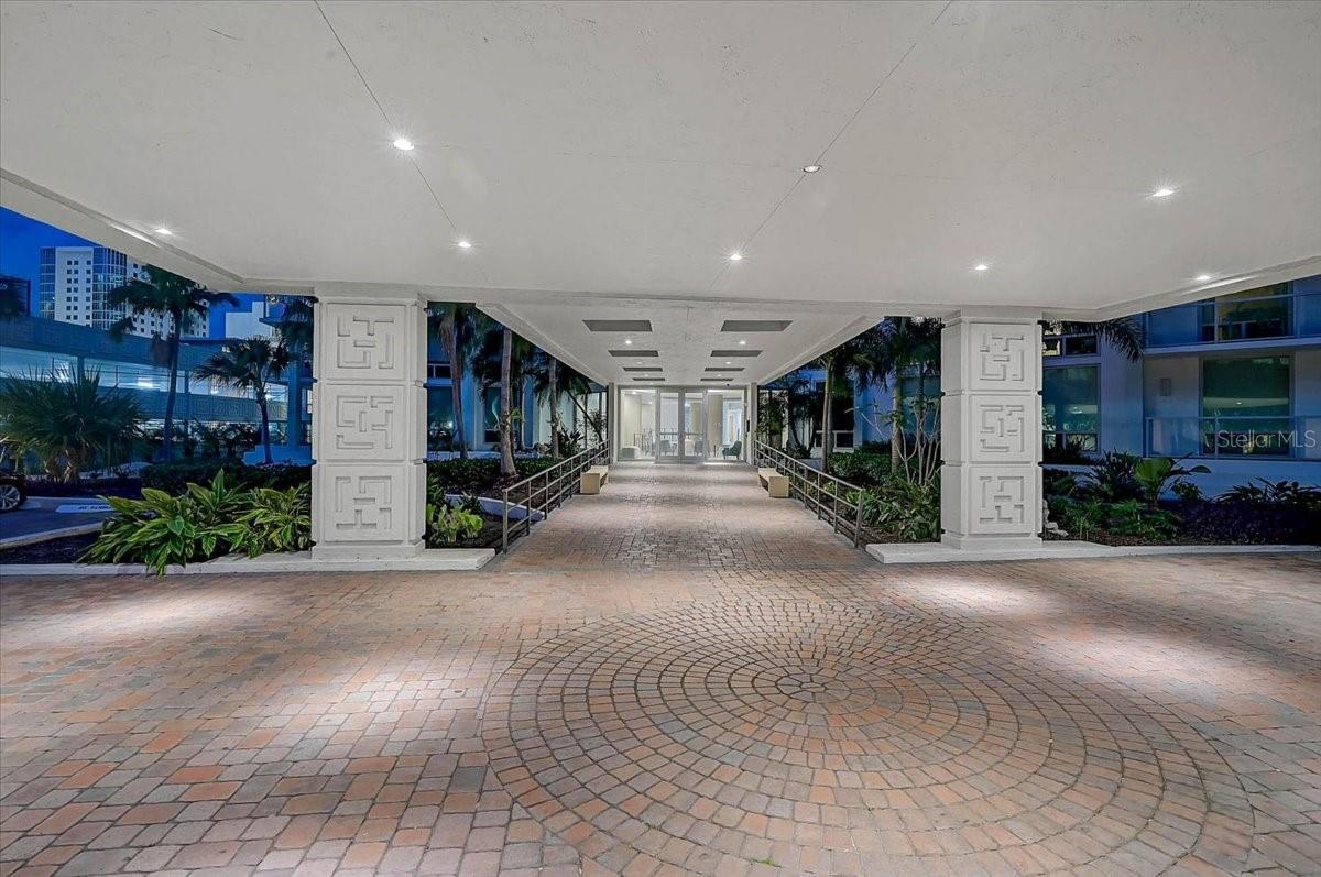 1111 N GULFSTREAM AVE #7C
