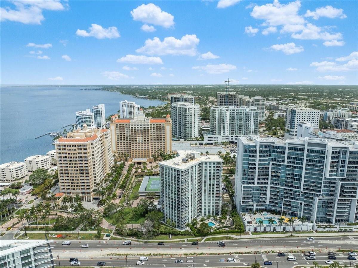 1111 N GULFSTREAM AVE #7C