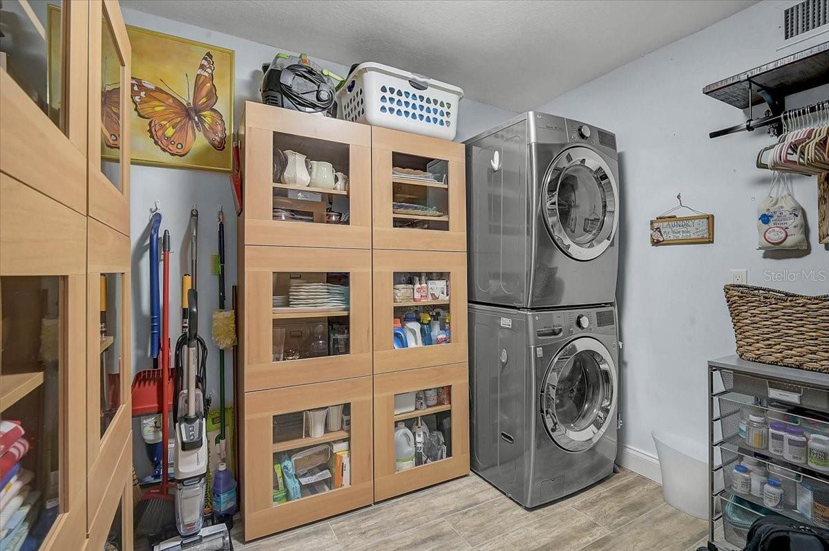 1111 N GULFSTREAM AVE #7C