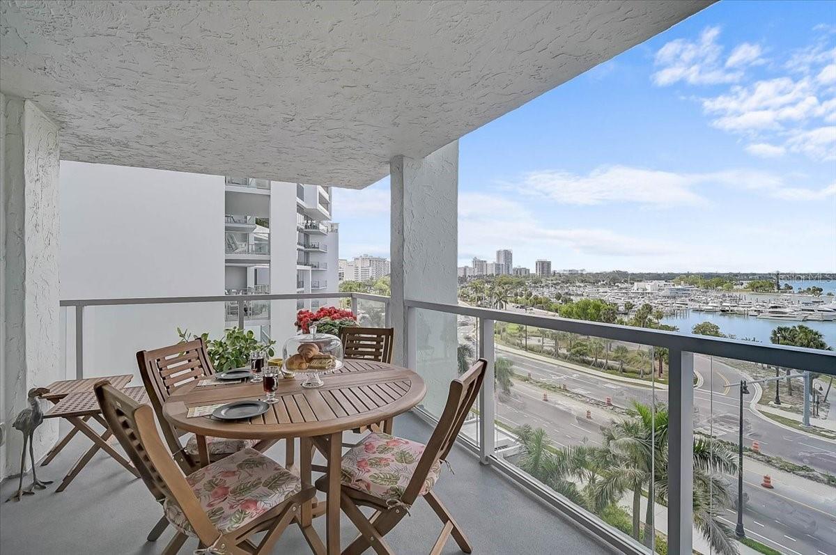 1111 N GULFSTREAM AVE #7C
