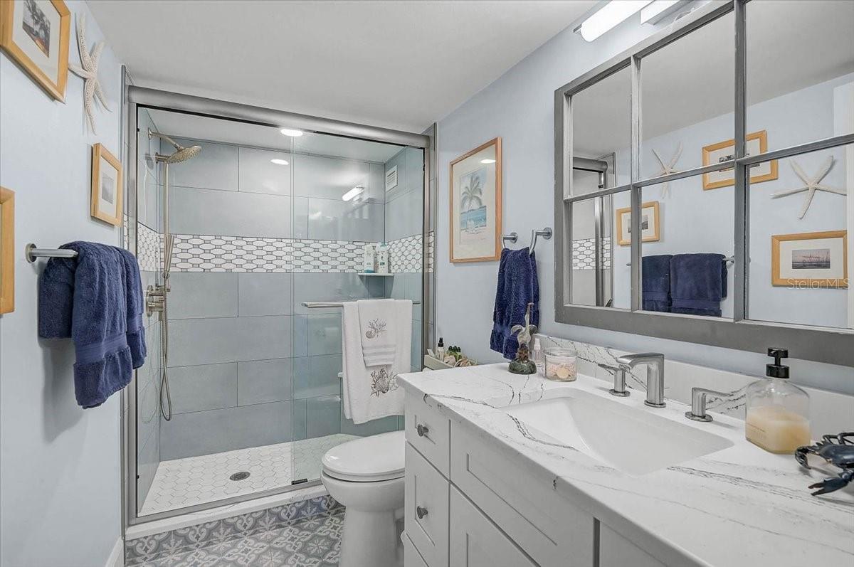 1111 N GULFSTREAM AVE #7C