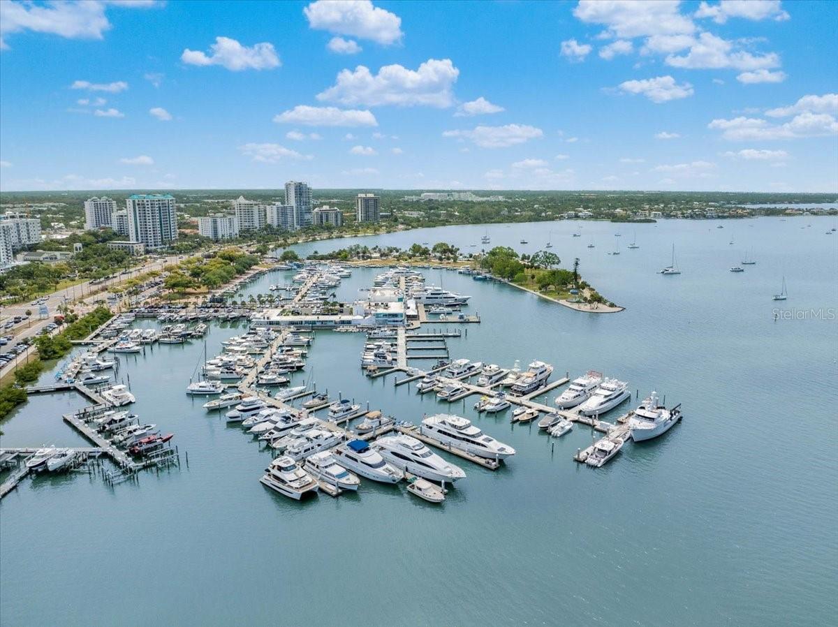1111 N GULFSTREAM AVE #7C